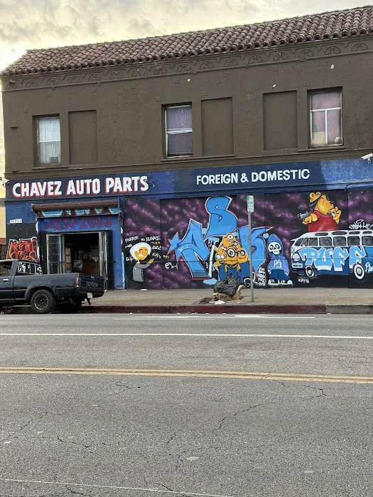 Chávez Auto Parts 8