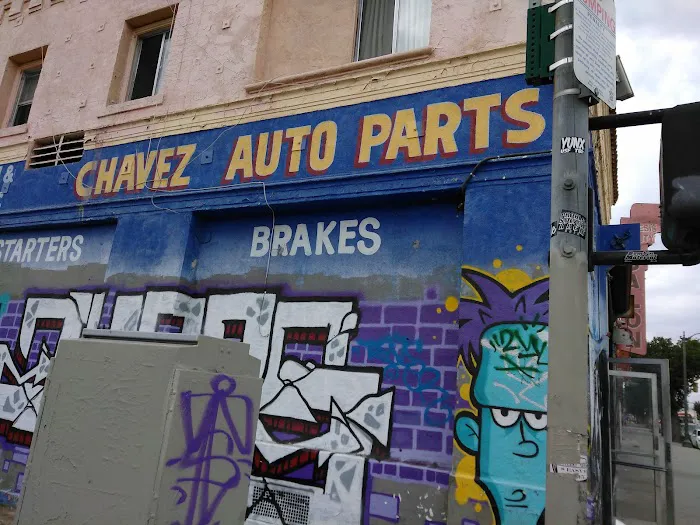 Chávez Auto Parts 5