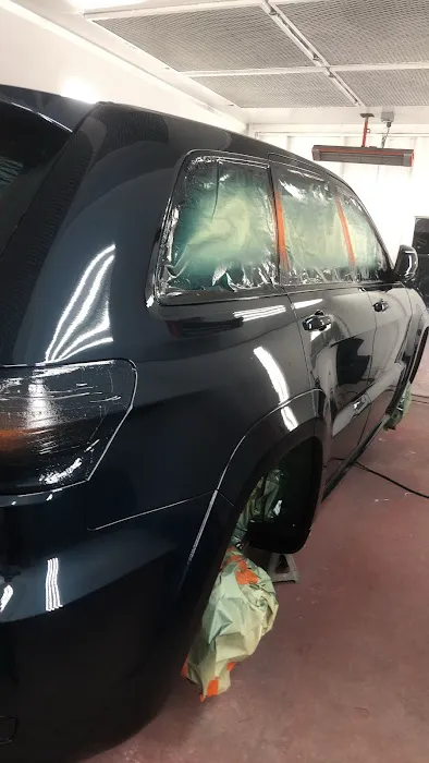 Polo's Body & Paint 2