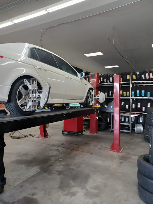 Guerrero's Tires & wheels 1