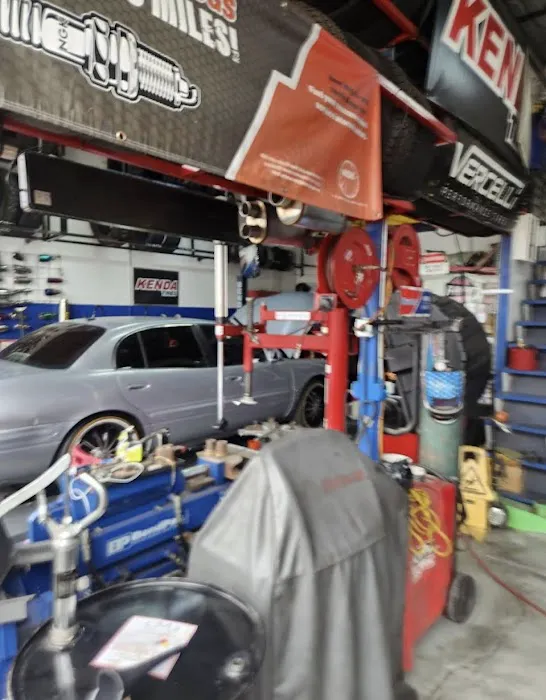 Inter Auto Repair Reyes LLC 9