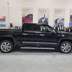 Carl Black Collision Center ico