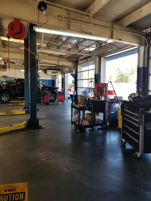Express Oil Change & Tire Engineers 6