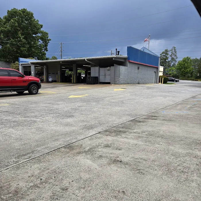 Express Oil Change & Tire Engineers 4