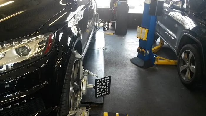 Mr. Tire Auto Service Centers 7