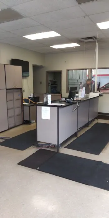 Mr. Tire Auto Service Centers 6