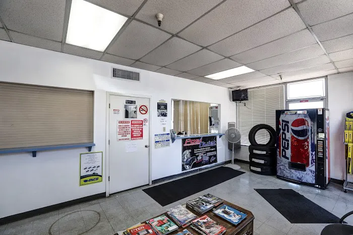 Benny's Auto Repair & Tire 4