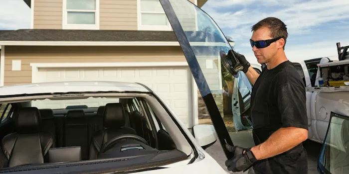 EAG Auto Glass - Windshield Replacement - Calibration - Tint - Tempe - Scottsdale 1