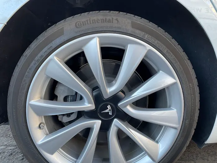 Mobile Wheel Repair Company 2