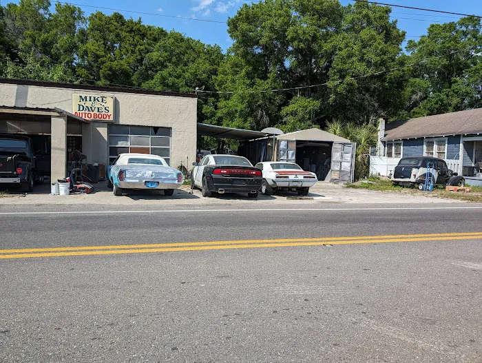Dave's Auto Body 0