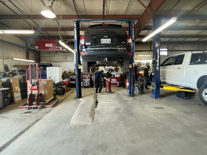 Shepard CDJR Parts & Service 9