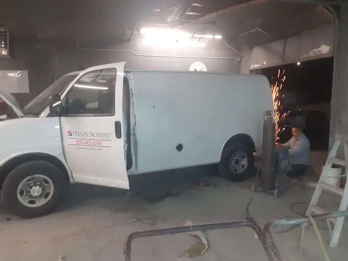 Robeson's Collision Repair 3