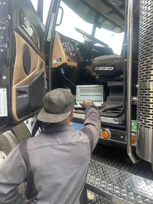 Advanced Truck & Trailer 6