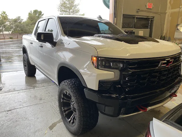 LMS Auto Body & Paint Inc. 0