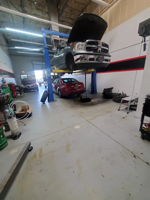 Mechanic Max Auto Repair 4