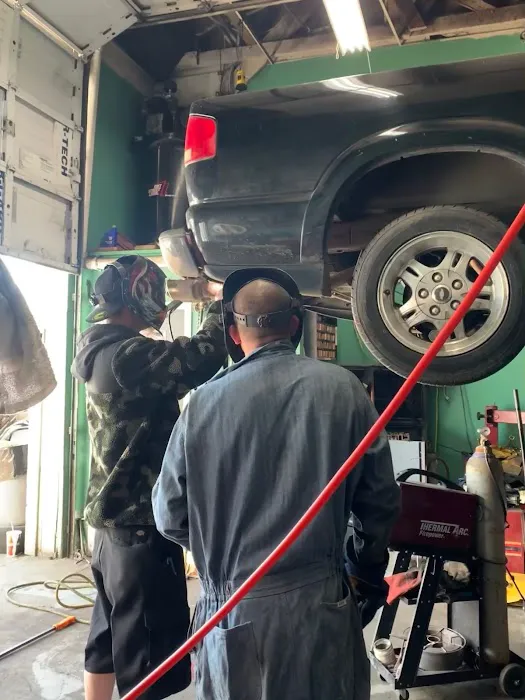 C.A.R.S. Cutlip's Auto Repair & Service 4