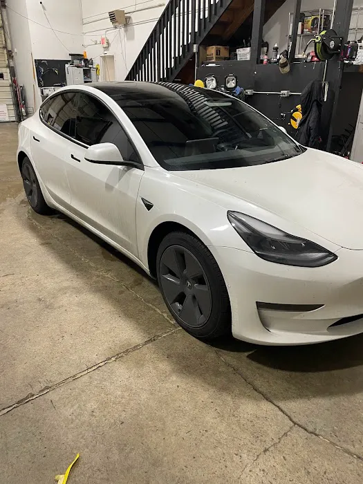Black Diamond Auto Spa and Tinting 0