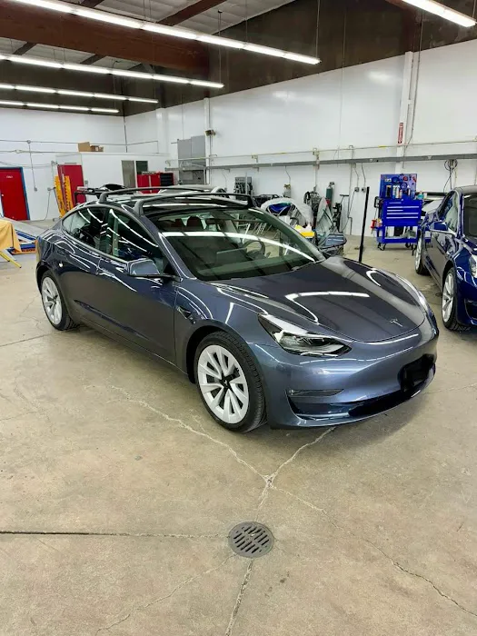 Mackin's Salem Auto Body 8