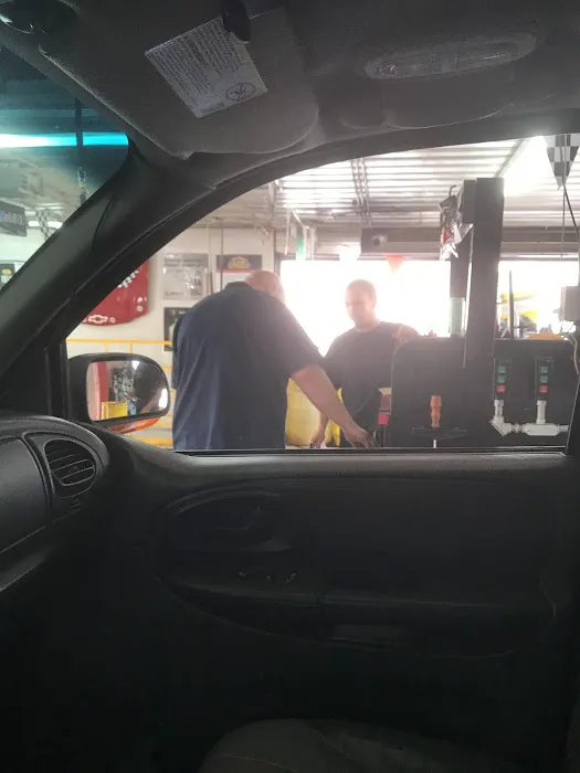 Fast Eddie'sCar Wash and Oil Change 0