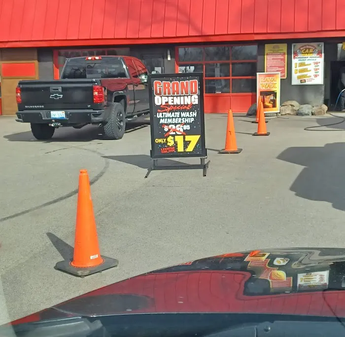 Fast Eddie'sCar Wash and Oil Change 8