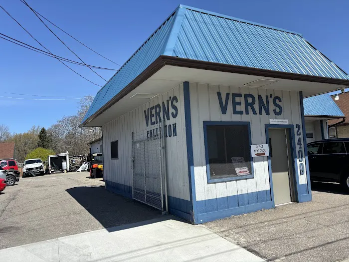Vern's Collision and Glass Inc 5