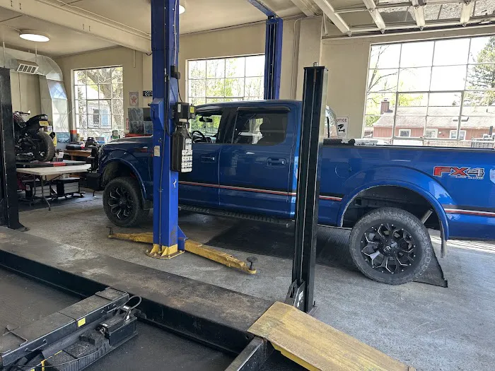 DIY GARAGE (Do it yourself auto repair) 4