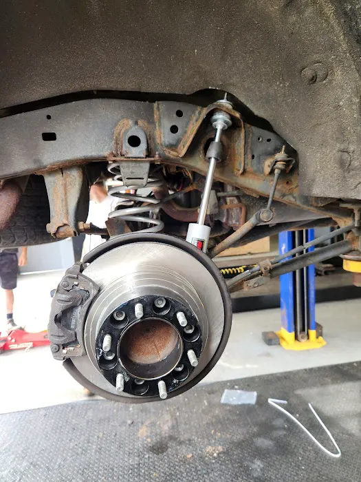 DIY GARAGE (Do it yourself auto repair) 9