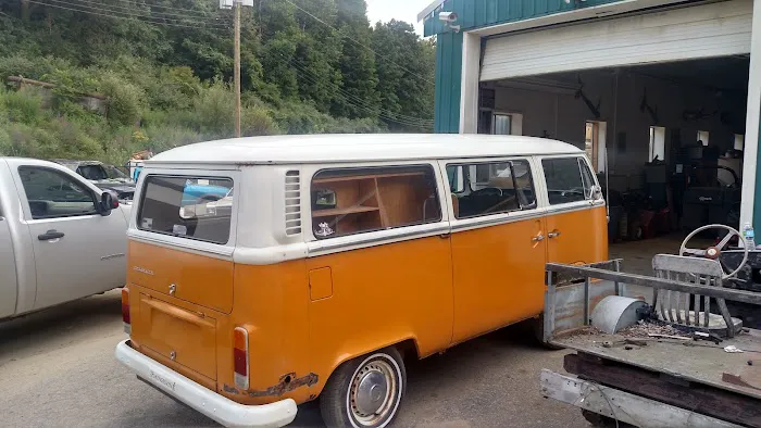 Specht's Auto Recycling 8