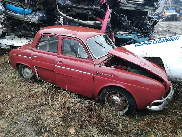 Specht's Auto Recycling 2