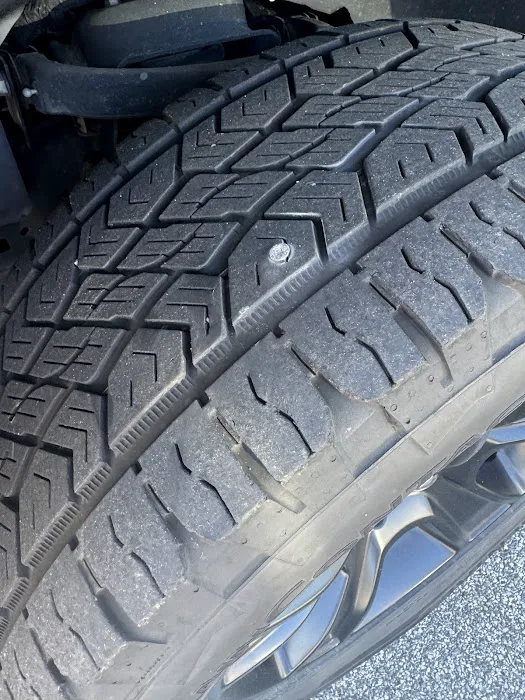 Freeman's Auto & Tire 2