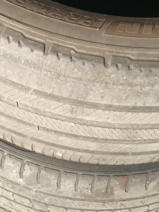 Linares Tires 3