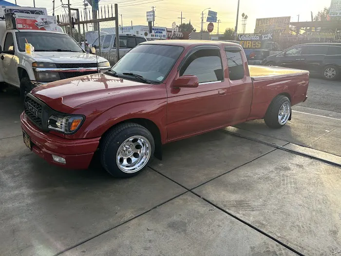 Toledo Body Shop & Auto Repair 1