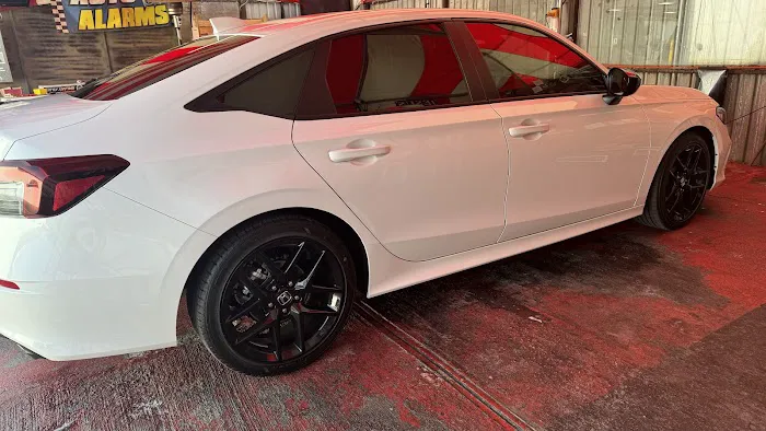 Sami’s window tint & Car Audio 9
