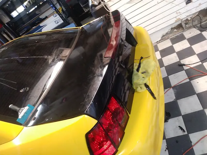 THE TINT ZONE window tint & vinyl wrap 4