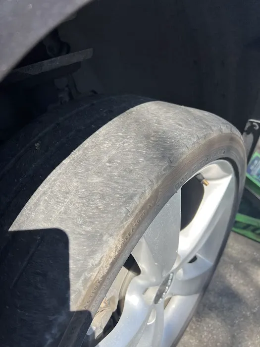 Gonzalez Tires 0