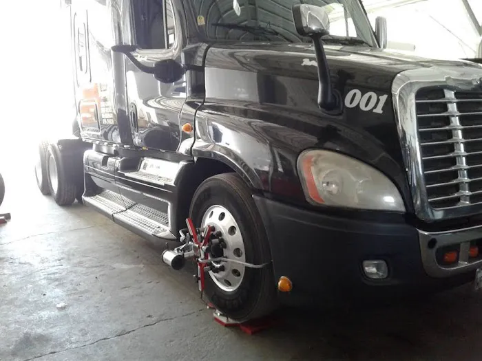 Bakersfield Truck Tires Warehouse 4