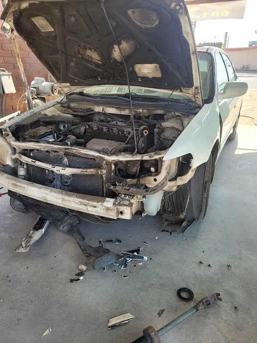 Panchos Body Shop 2