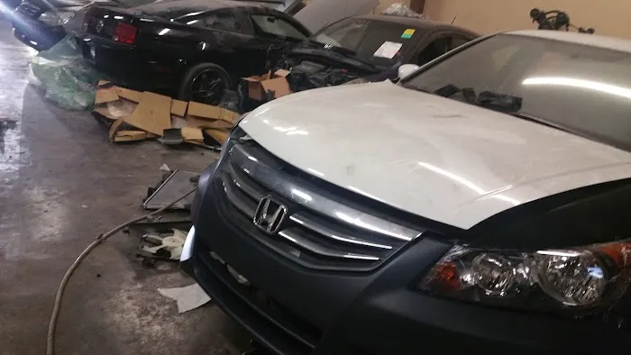 LIGUI AUTO REPAIR 4