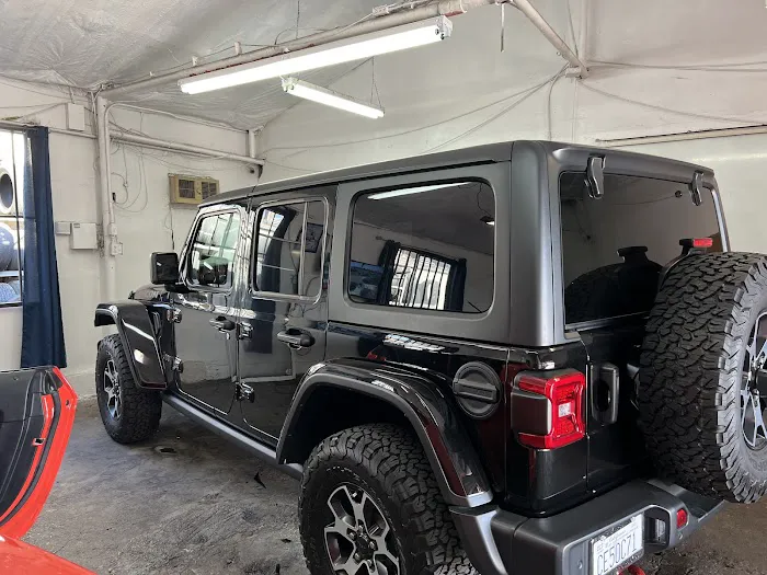 Lemus Window Tinting 3