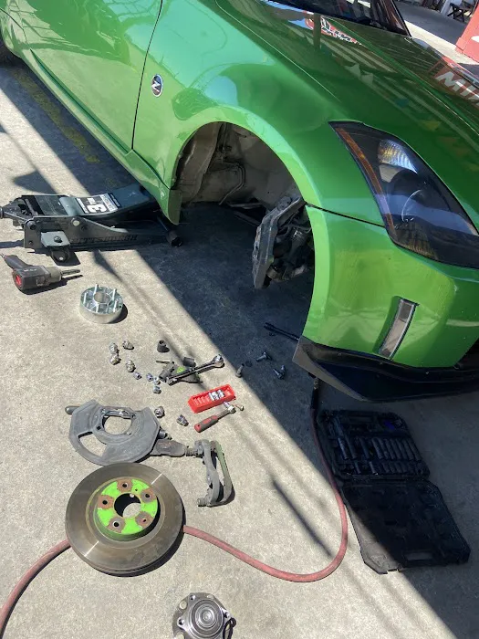 BALDERAS & MONZON TIRE SHOP 0