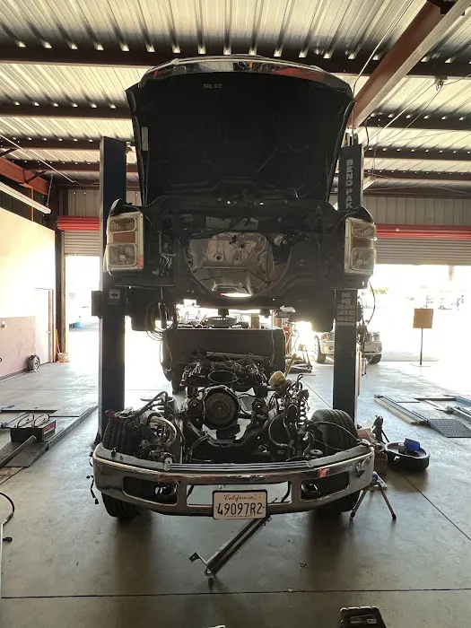 Soy Tires & Auto Repair Inc 0