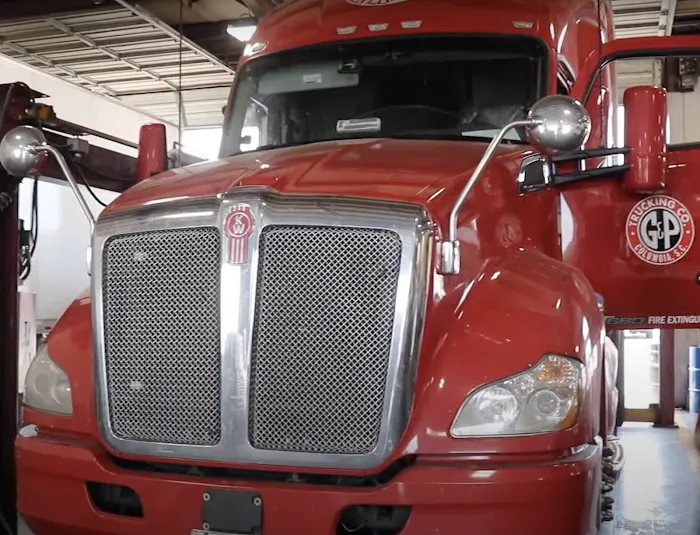Philadelphia Metro On-Site Truck Repair 4