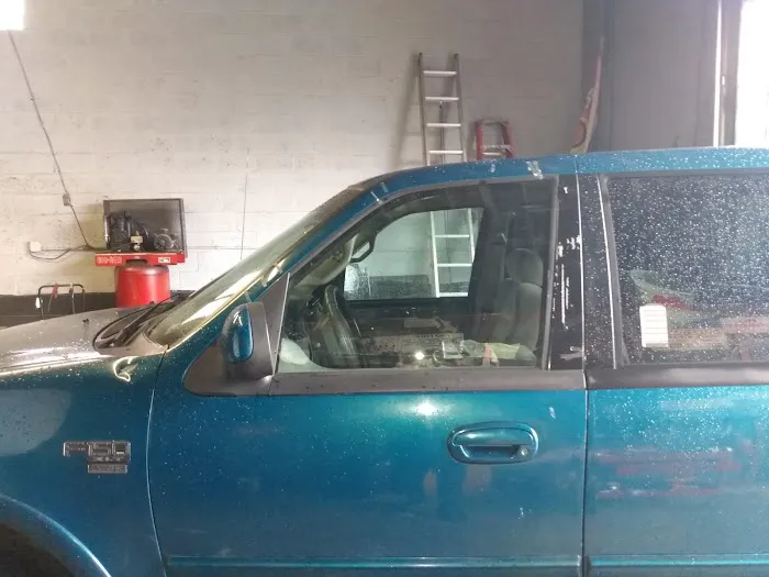 Manny's Auto Glass 0