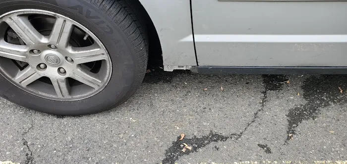 Universal Auto Repair inc. 5