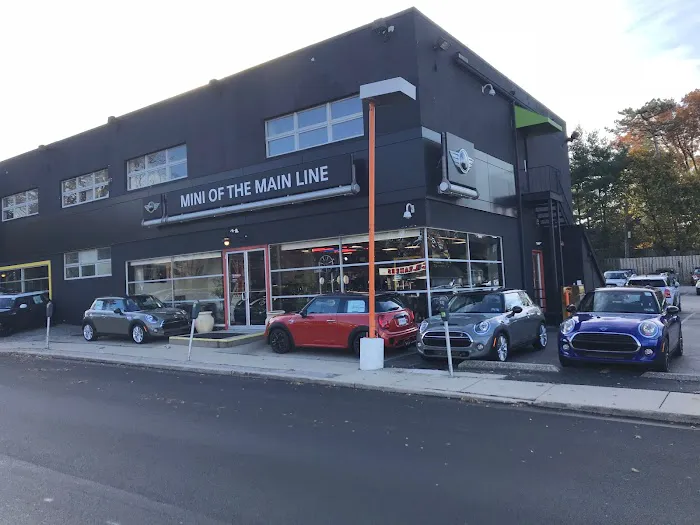 MINI of the Main Line Service Center 8