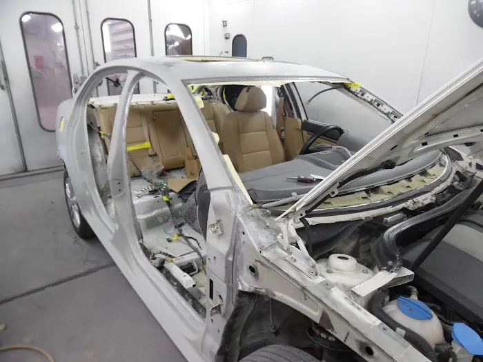 DeGovanni Collision Experts 9