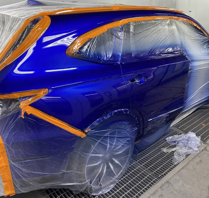 DeGovanni Collision Experts 4
