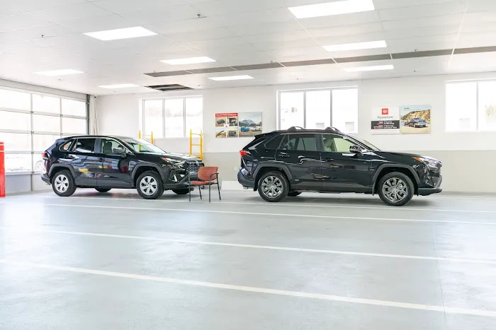 Sloane Toyota of Glenside Service Center 4