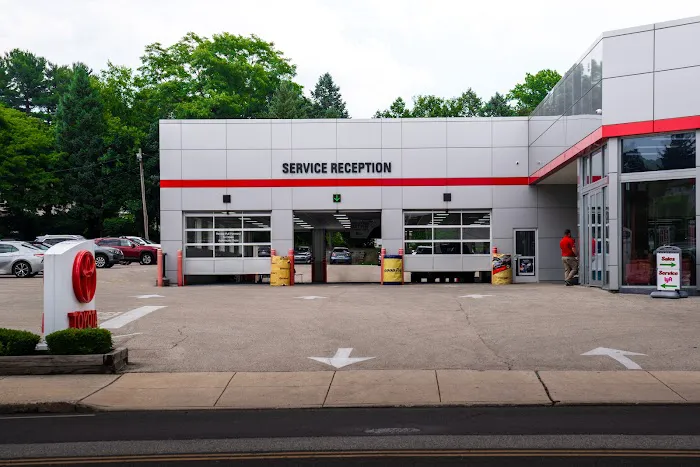 Sloane Toyota of Glenside Service Center 2