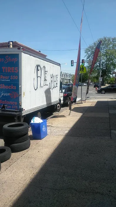 60th Street Tire Repair Shop 4